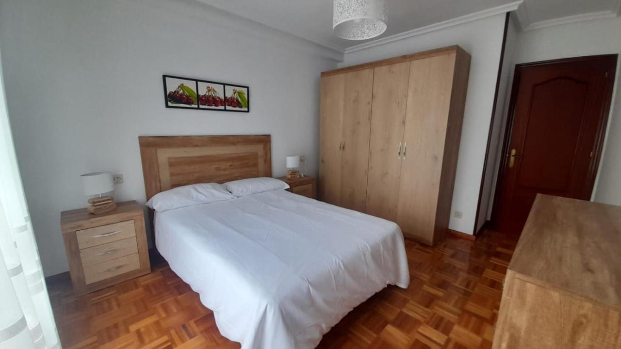 Apartamento En Candas Con Garaje Екстер'єр фото